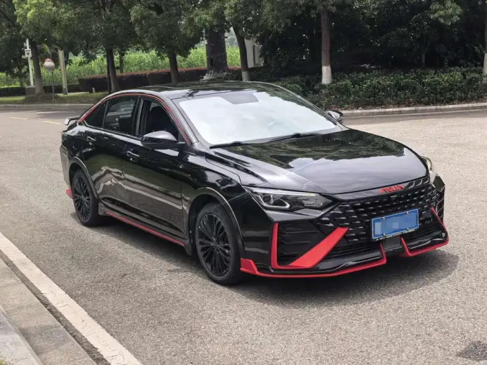 Yixuan Max 2022 Model 1.5T Dark Night Edge Edition