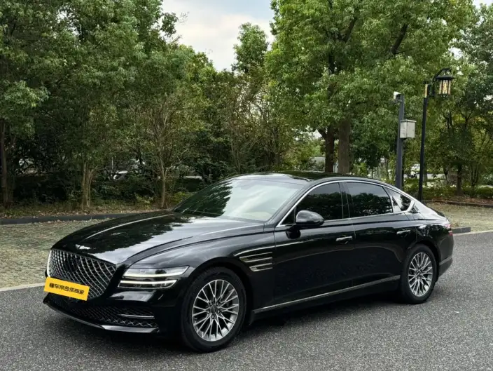 Genesis G80 2023 Model 2.5T 4WD Deluxe Edition