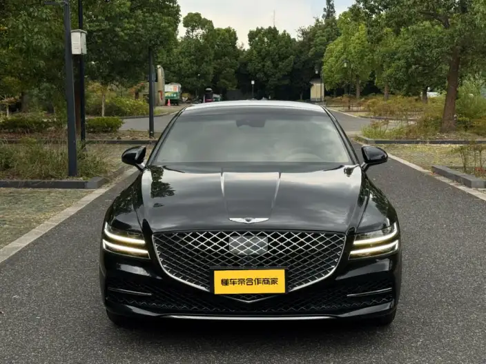Genesis G80 2023 Model 2.5T 4WD Deluxe Edition