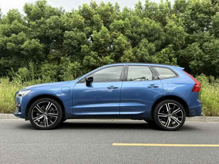 Volvo XC60 PHEV 2021 Model T8 E Drive Hybrid Smart Range Sports Edition