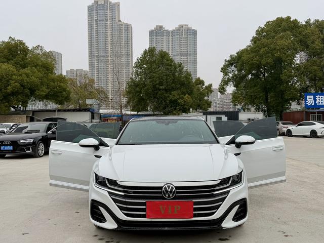 Volkswagen CC 2024 330TSI Dazzling Edition – фото 2