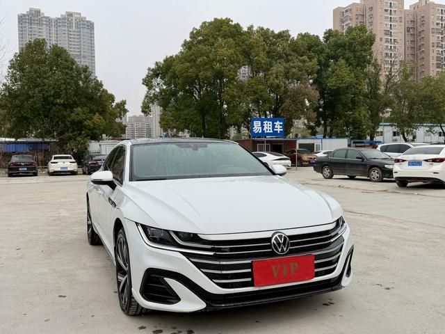 Volkswagen CC 2024 330TSI Dazzling Edition – фото 3