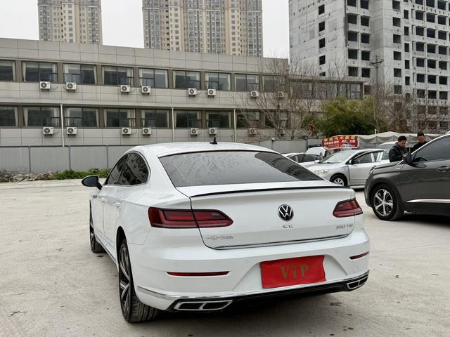 Volkswagen CC 2024 330TSI Dazzling Edition – фото 7