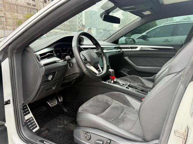 Volkswagen CC 2024 330TSI Dazzling Edition – фото 8