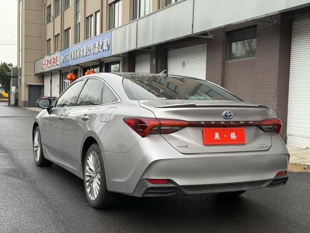Toyota Avalon 2019 Hybrid 2.5L XLE Premium China VI – фото 9