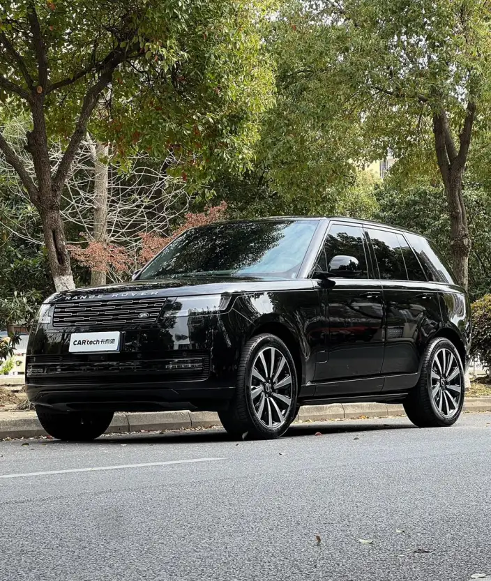 Range Rover 2023 Model 3.0 L6 360PS Shengshi Edition