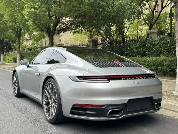 PORSCHE 911 2023 Model Carrera 3.0T