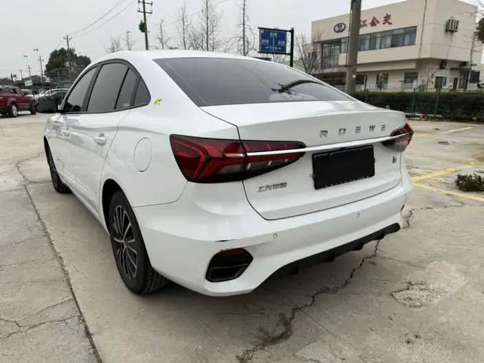 Roewe i5 2021 Model 1.5L CVT Platinum edition