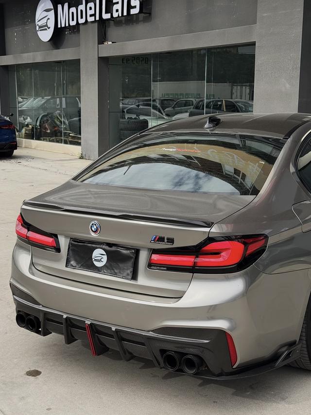 BMW M5 Модель 2018 года M5 – фото 4
