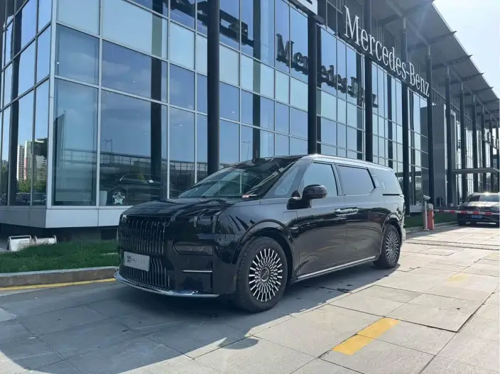 ZEEKR 009 2024 Model VI seat Executive Edition 4WD 108kWh