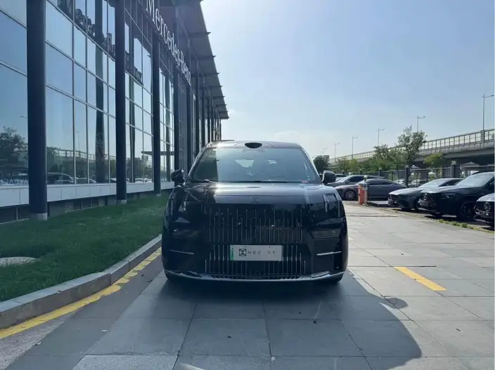 ZEEKR 009 2024 Model VI seat Executive Edition 4WD 108kWh