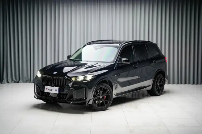 BMW X5 2023 Model xDrive30Li Exclusive Model M Sports Night Set