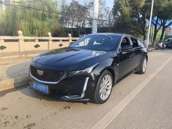 Cadillac CT5 2020 Model 28T Fashion Model