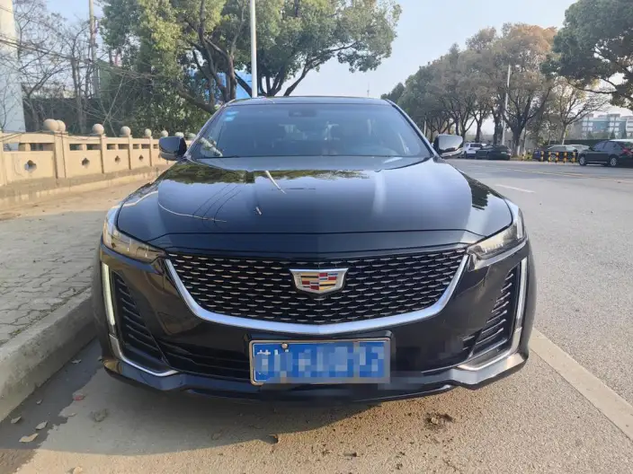 Cadillac CT5 2020 Model 28T Fashion Model