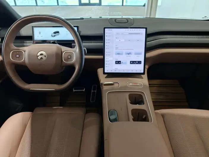 NIO ES8 2024 Model 100kWh