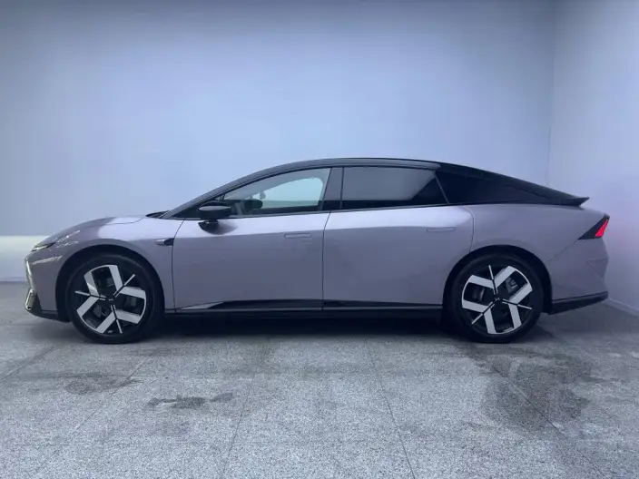 XPeng P7+ 2026 Model EV 725 Max Ultimate Edition