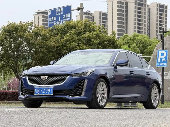 Cadillac CT5 2020 Model 28T Fashion Model