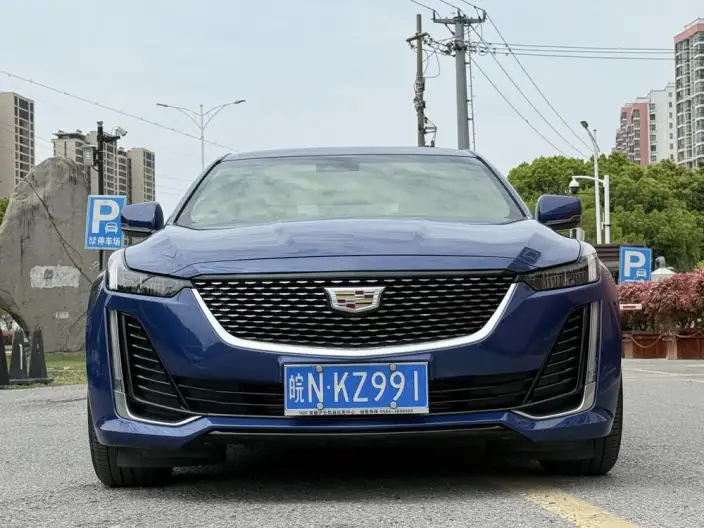 Cadillac CT5 2020 Model 28T Fashion Model