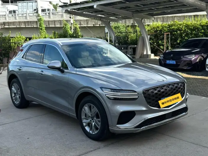 Genesis GV70 2025 Model 2.5T Rear Drive Deluxe Edition