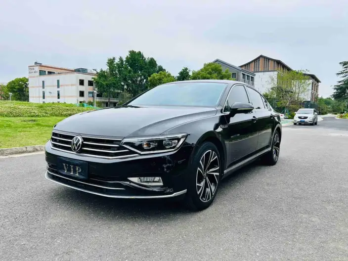 Volkswagen Magotan 2021 Model 330TSI DSG 30th Anniversary Memorial Edition