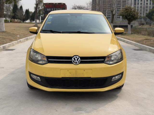 Volkswagen Polo 2013 1.6L Automatic Comfort – фото 2