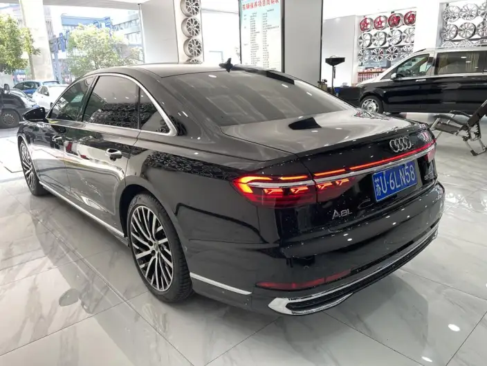 Audi A8 2023 Model A8L 55 TFSI quattro Flagship Model