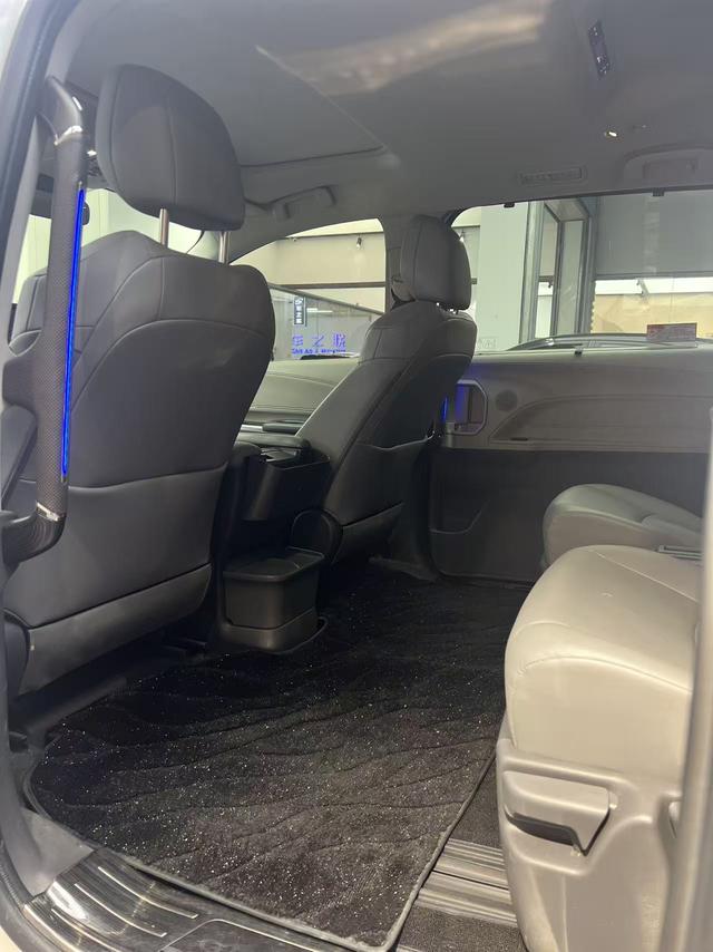 Granvia 2024 модификация Intelligent Hybrid 2.5L 2WD Com f ort Edition – фото 5