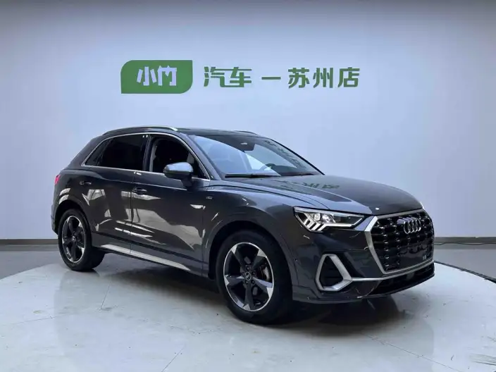 AUDI Q3 2023 Model 35 TFSI Fashion Dynamic Model