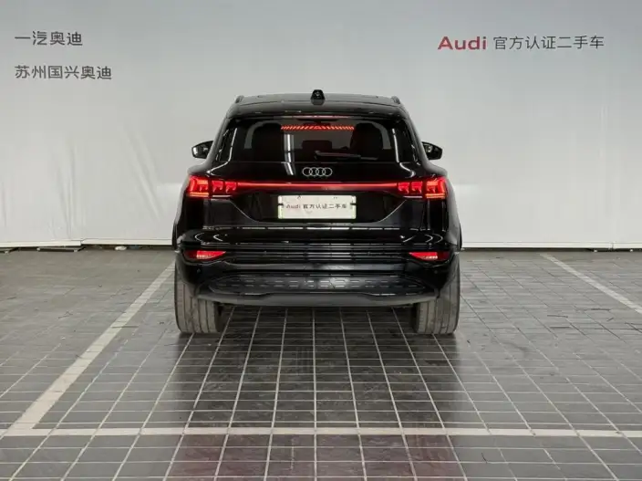 AUDI Q6L e-tron 2026 Model First Edition Pilot Edition