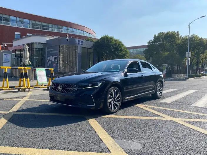 Volkswagen Passat 2023 Model Facelift 330TSI Starry sky Elite Edition