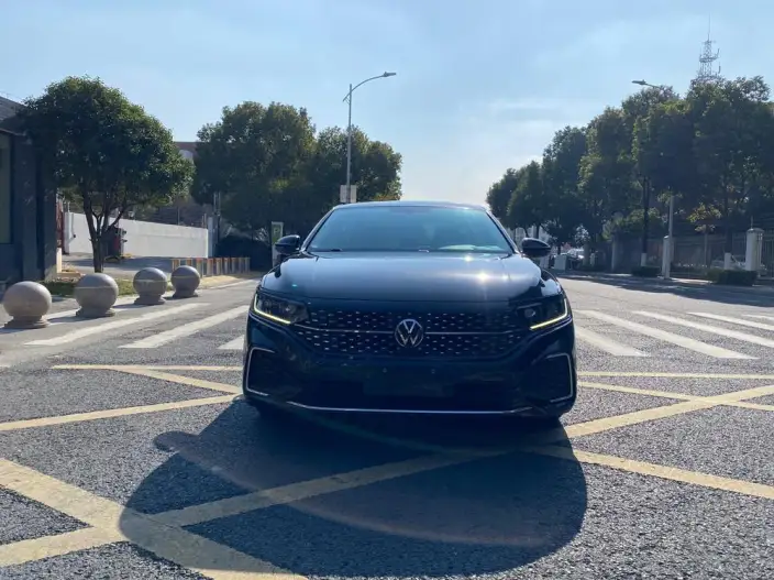 Volkswagen Passat 2023 Model Facelift 330TSI Starry sky Elite Edition