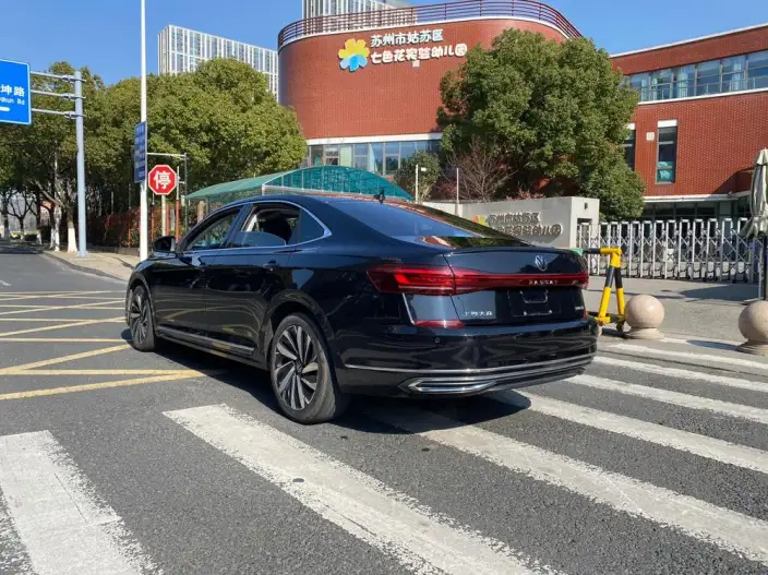 Volkswagen Passat 2023 Model Facelift 330TSI Starry sky Elite Edition