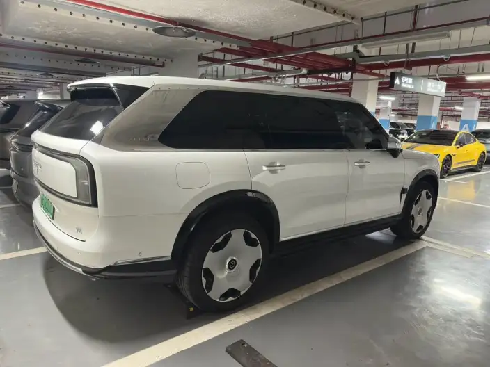 ZEEKR 9X 2025 Model Hyper Edition 70kWh VI seat