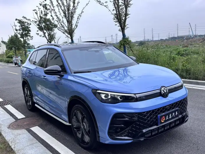 Volkswagen Tiguan L 2024 Model Pro 380TSI 4WD R-Line Zhizun Edition