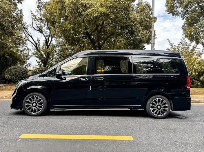 Mercedes-Benz V-Class 2021 Model V 260 L Long wheelbase Deluxe Edition