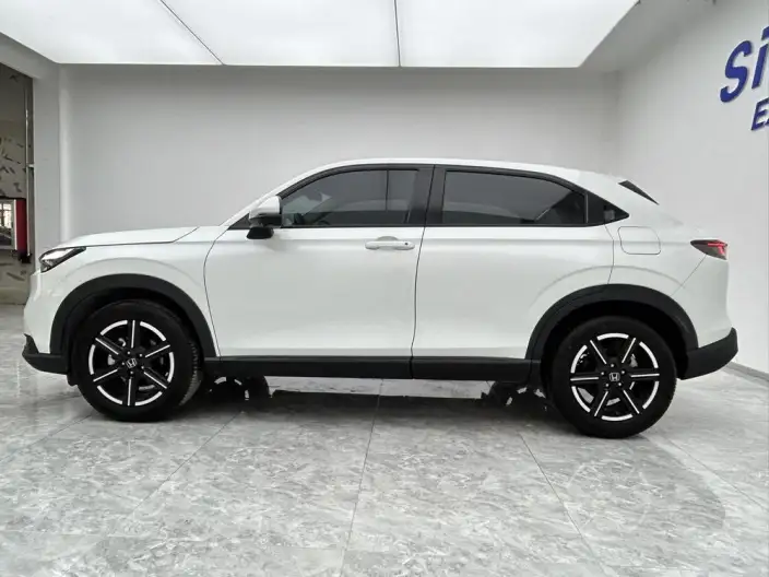 Honda Vezel 2023 Model 1.5L CVT Technology Edition