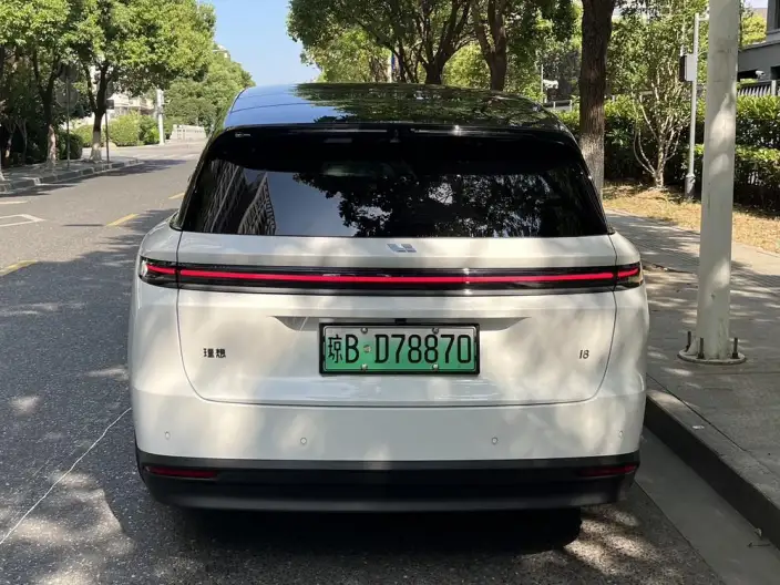 Li Auto i8 2025 Model Standard Edition
