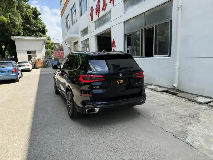 BMW X5 2022 Model xDrive 30Li Exclusive Model M Sports Set