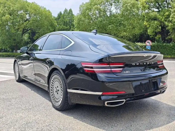 Genesis G80 2023 Model 2.5T 4WD Ultimate Edition