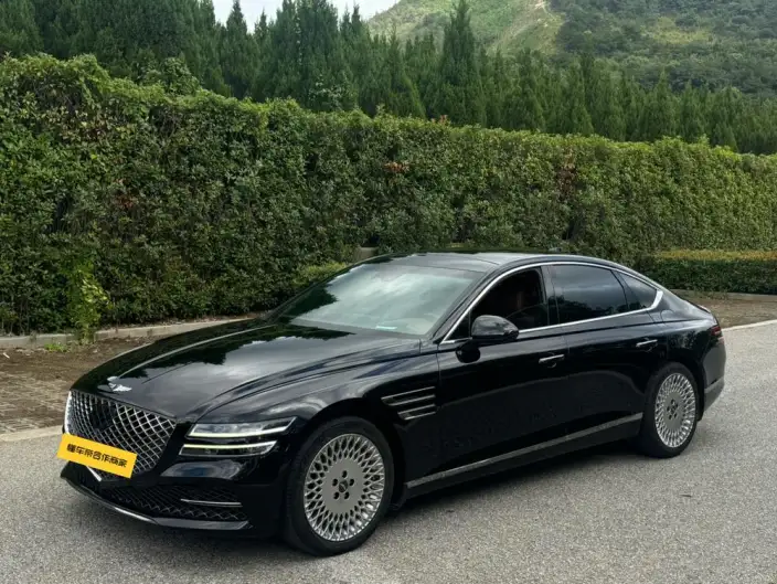 Genesis G80 2023 Model 2.5T 2WD Ultimate Edition