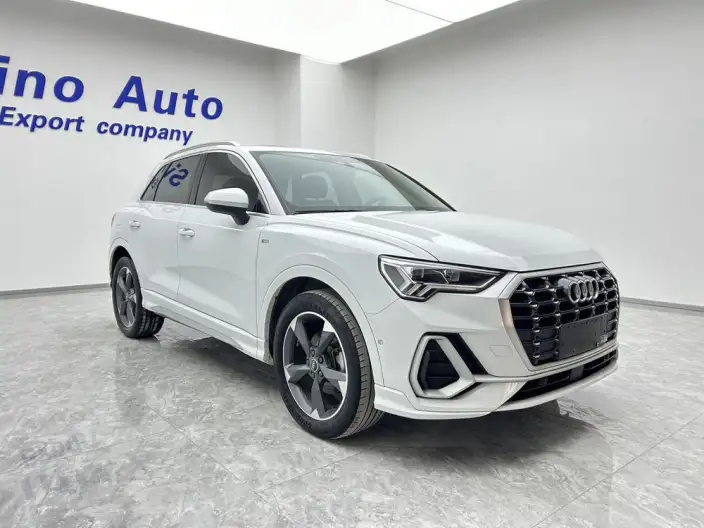 AUDI Q3 2022 Model 35 TFSI Fashion Dynamic Model