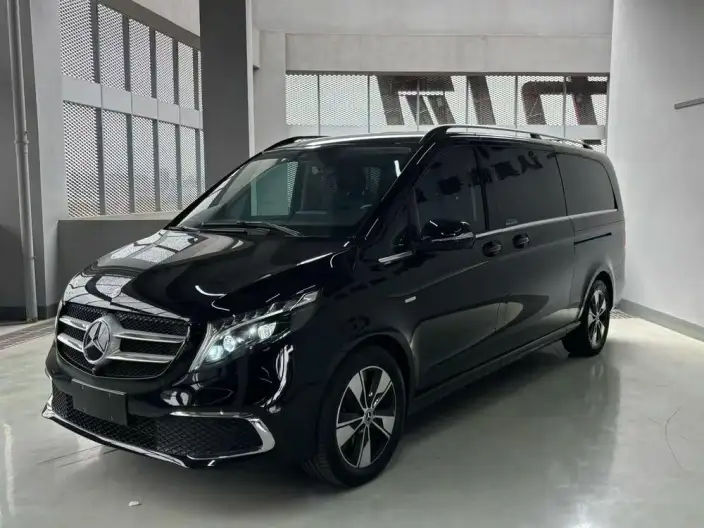 Mercedes-Benz V-Class 2022 Model V 260 L Long wheelbase Premium Edition