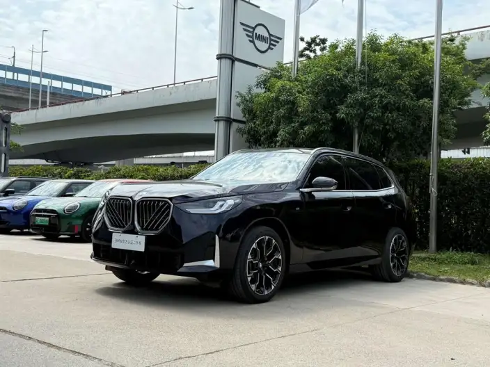BMW X3 2025 Model xDrive30L Leading Model M Sports Set