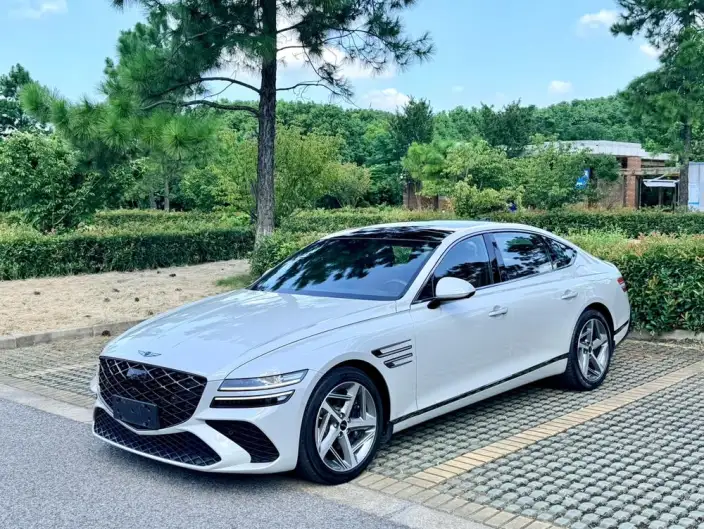 Genesis G80 2024 Model 2.5T 4WD Deluxe Edition