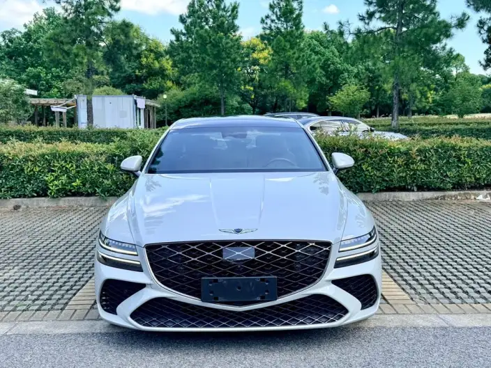 Genesis G80 2024 Model 2.5T 4WD Deluxe Edition