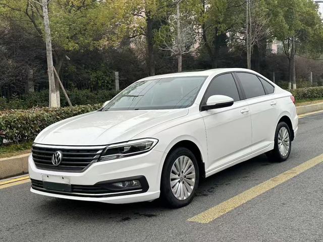 Volkswagen Lavida Модель 2018 года 280TSI DSG Com f ort Edition National V – фото 1