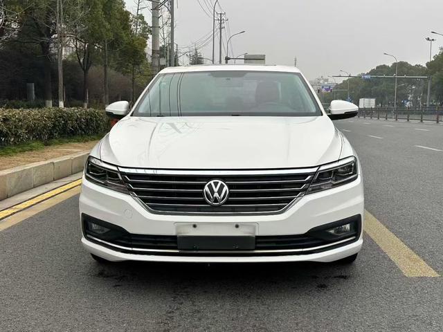 Volkswagen Lavida Модель 2018 года 280TSI DSG Com f ort Edition National V – фото 2
