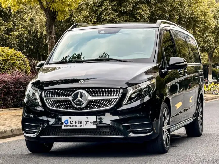 Mercedes-Benz V-Class 2022 Model V 260 L Long wheelbase Deluxe Edition