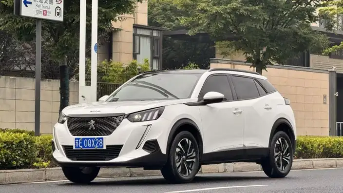 PEUGEOT 2008 2022 Model 230THP THE ONE