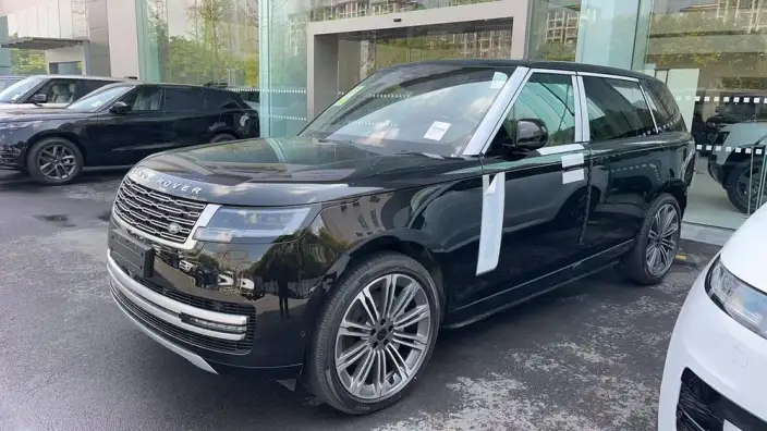 Range Rover 2026 Model 3.0 L6 400PS AB Long axis Edition